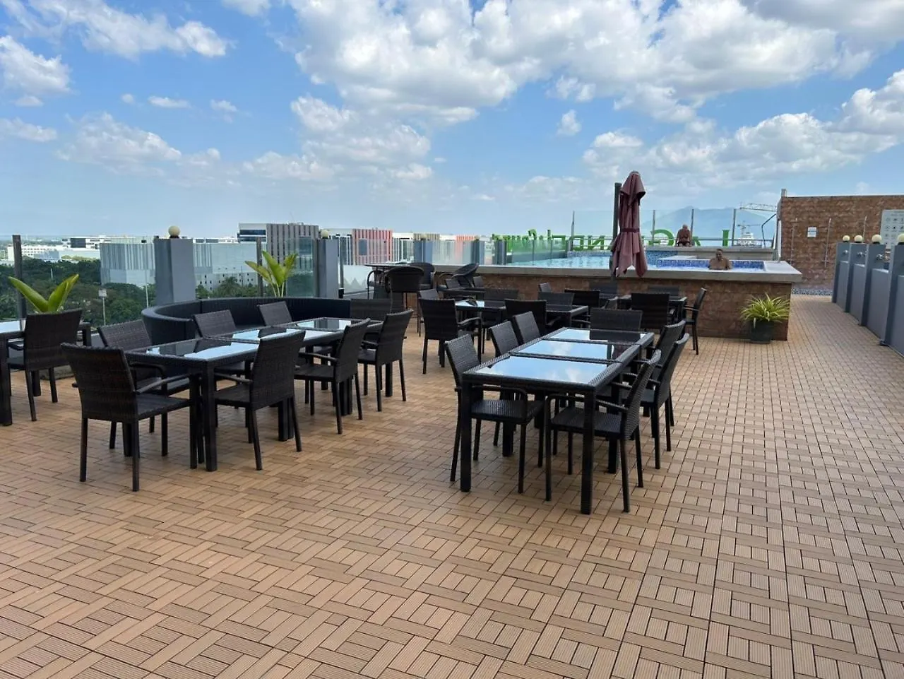 Hotel apartamentowy 1126 Lagrande2 11Floor Rooftop Swiming Angeles Walking Street