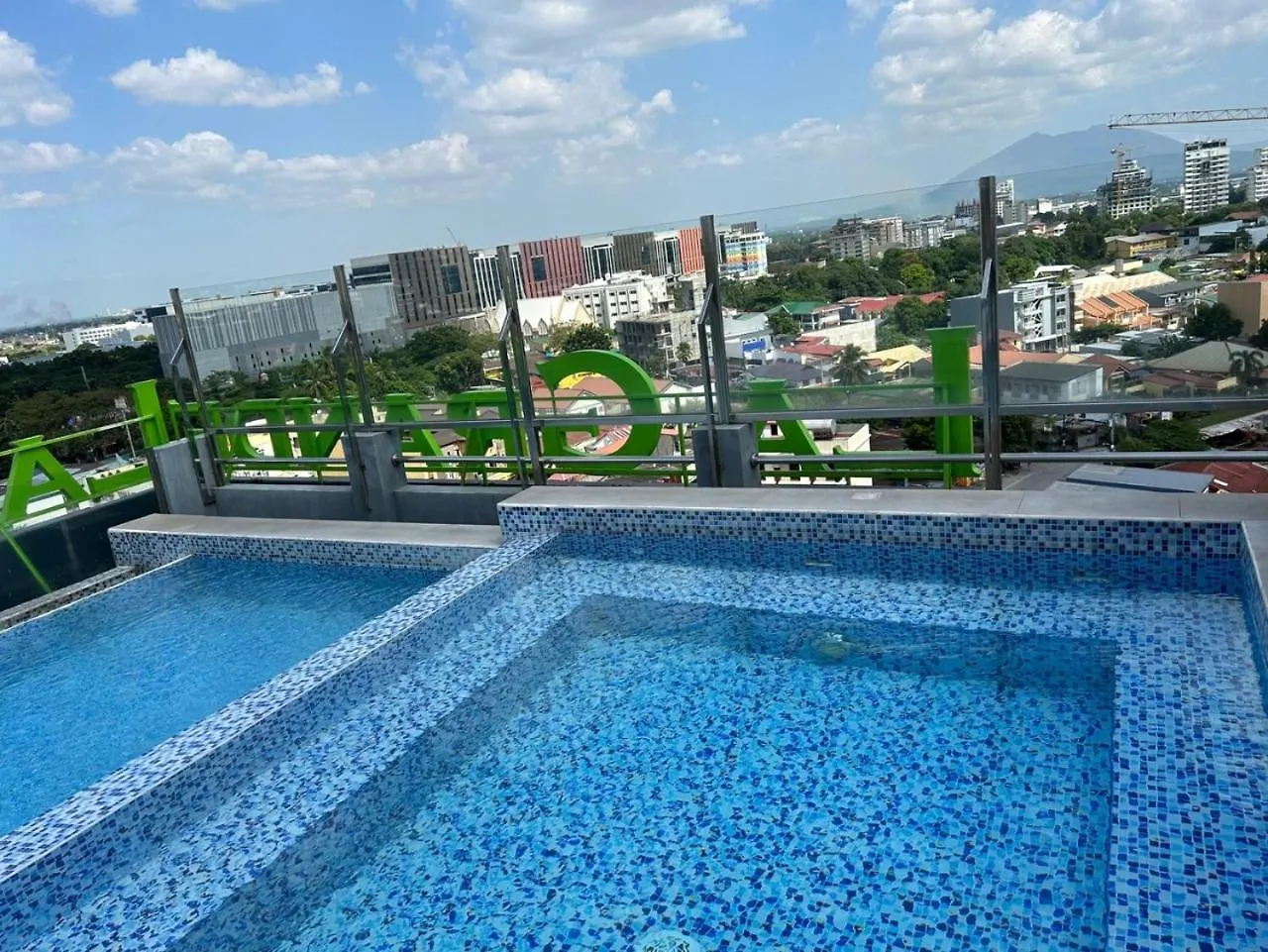 1126 Lagrande2 11Floor Rooftop Swiming Angeles Walking Street Filipiny